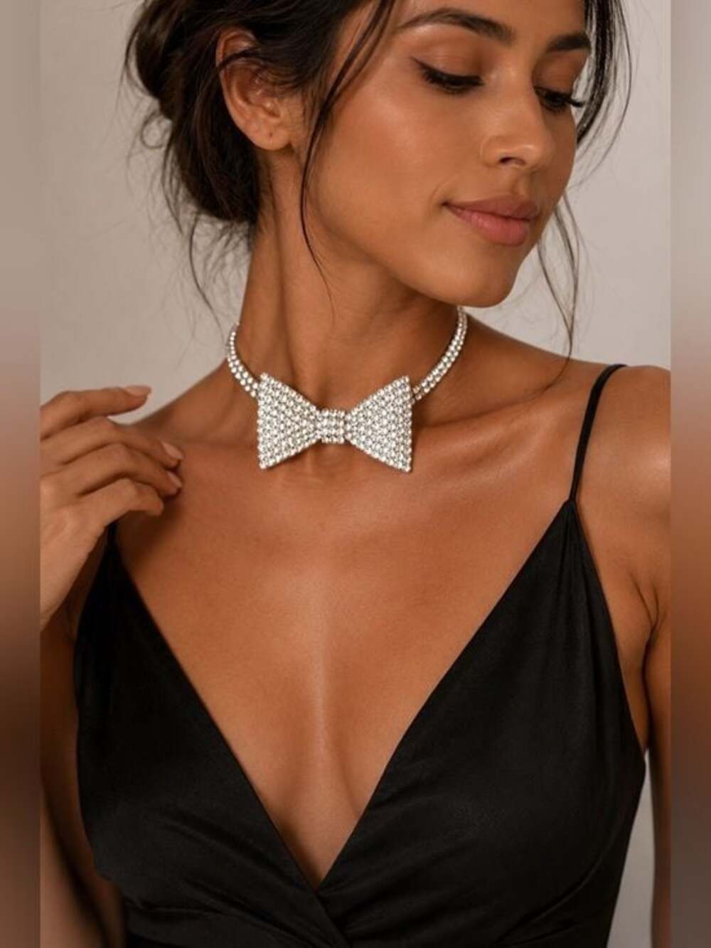 Crystal Bow Choker Necklace - Silver